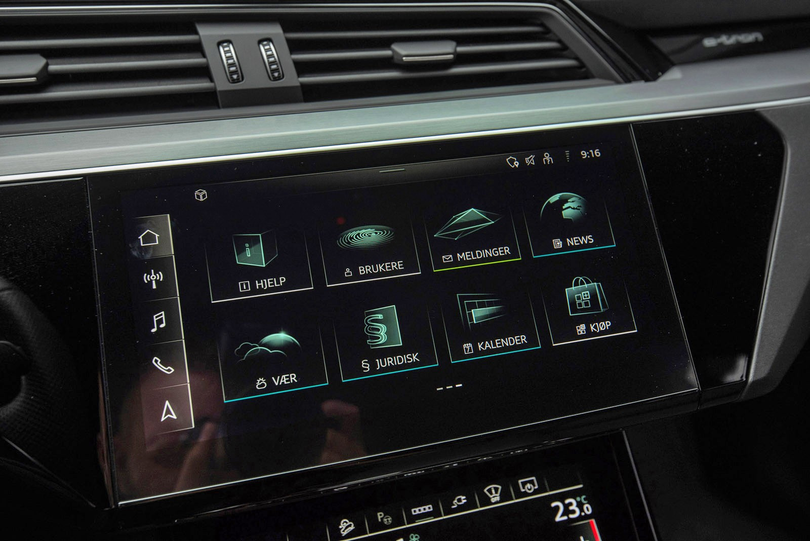Audi e-tron