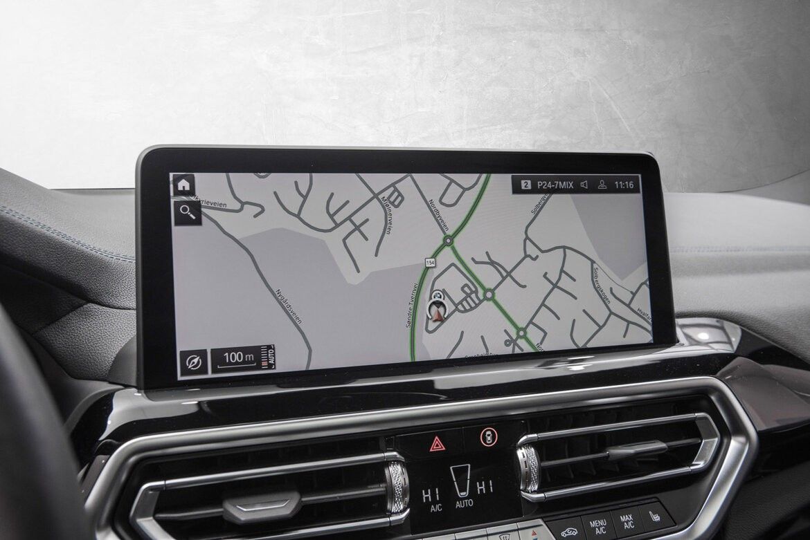 BMW iX3