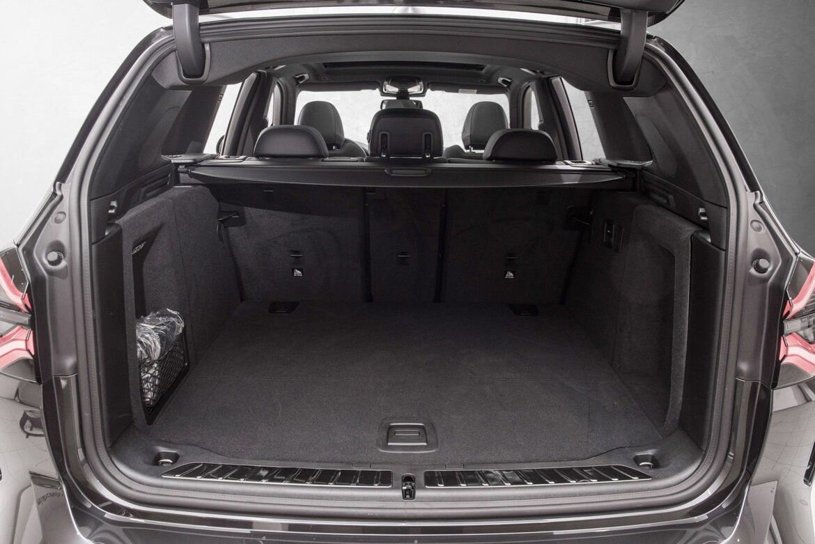 BMW iX3