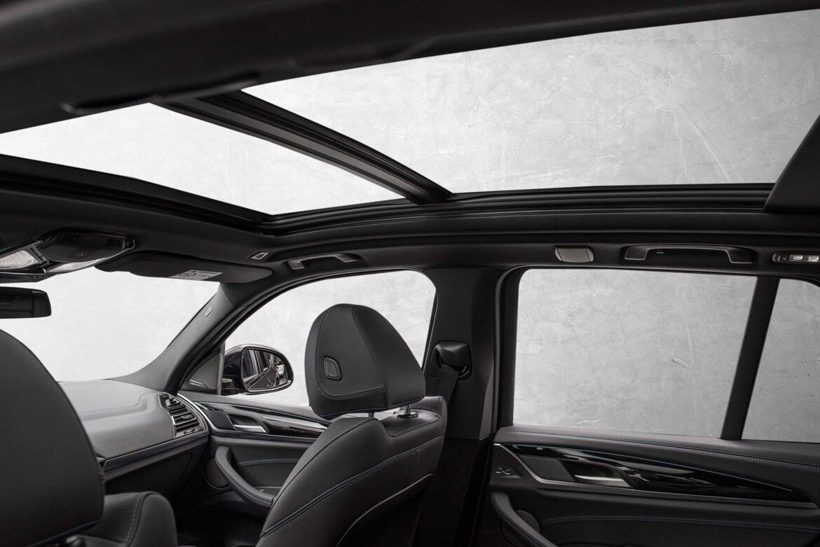 BMW iX3