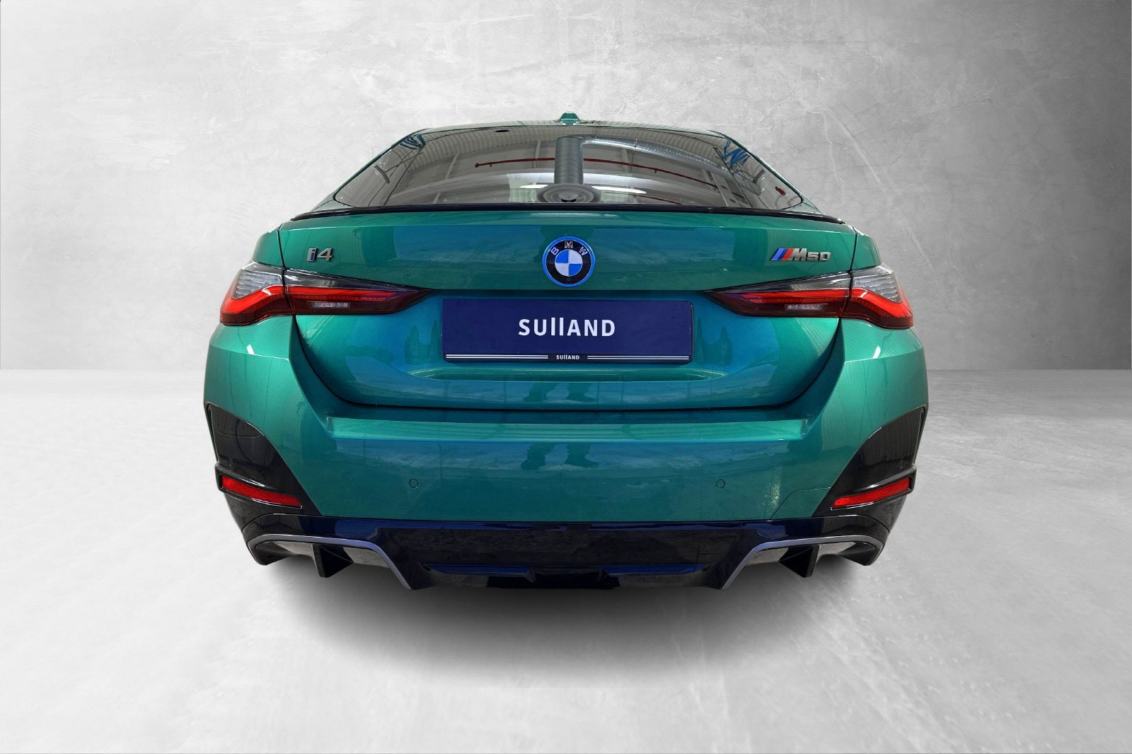 BMW i4 M50