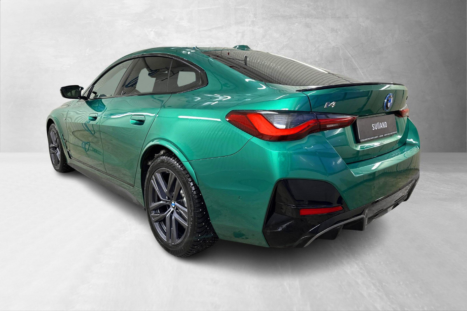 BMW i4 M50