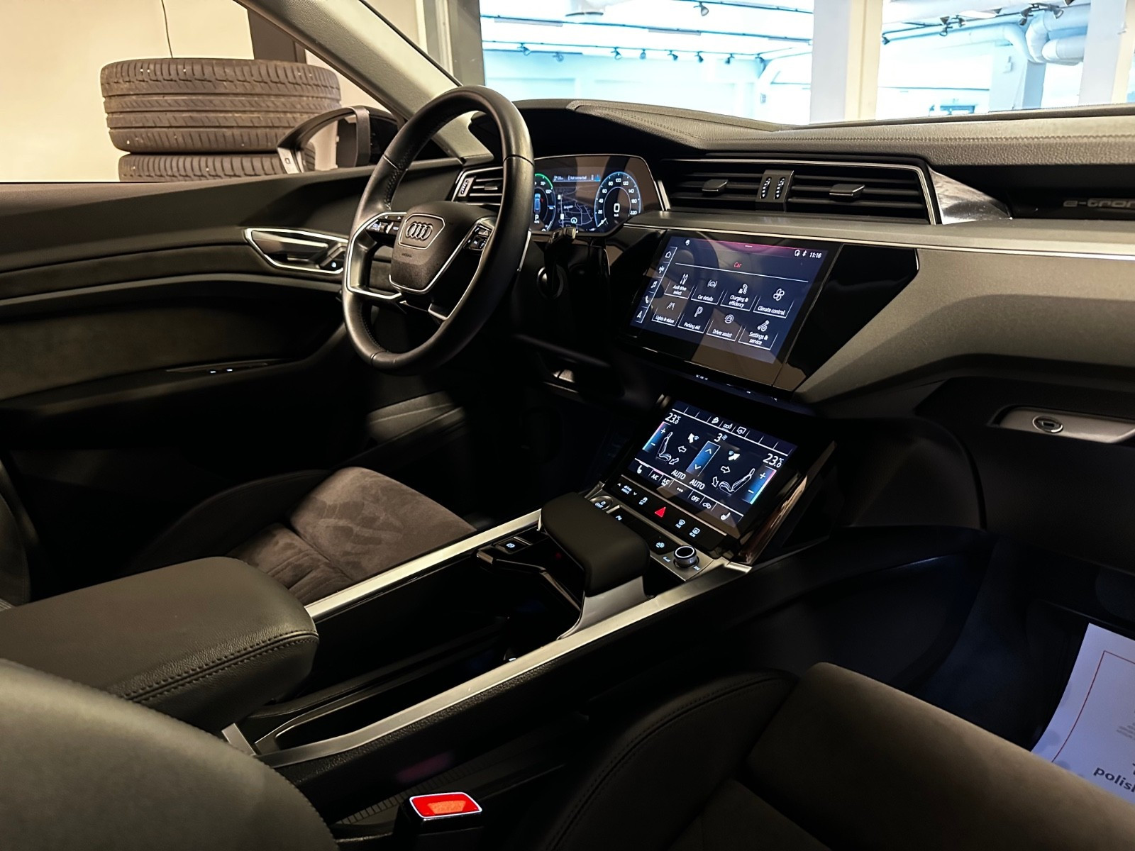 Audi e-tron