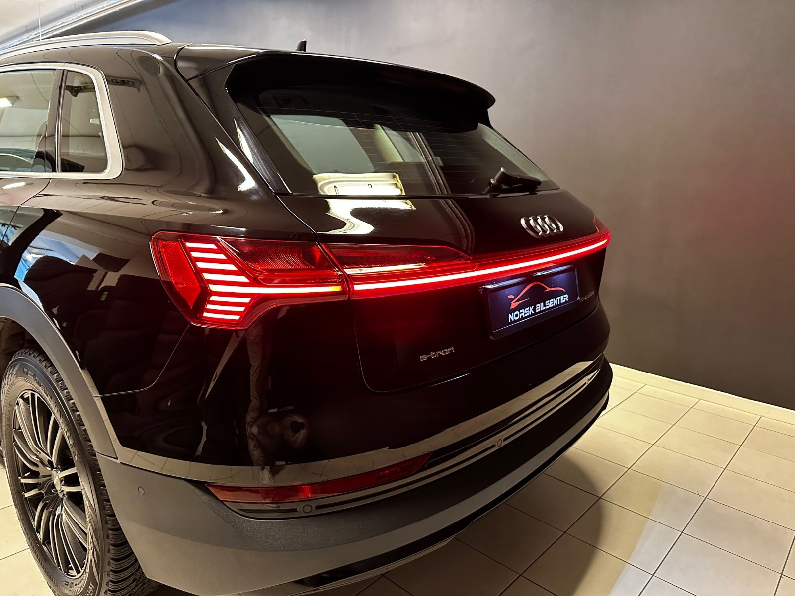 Audi e-tron