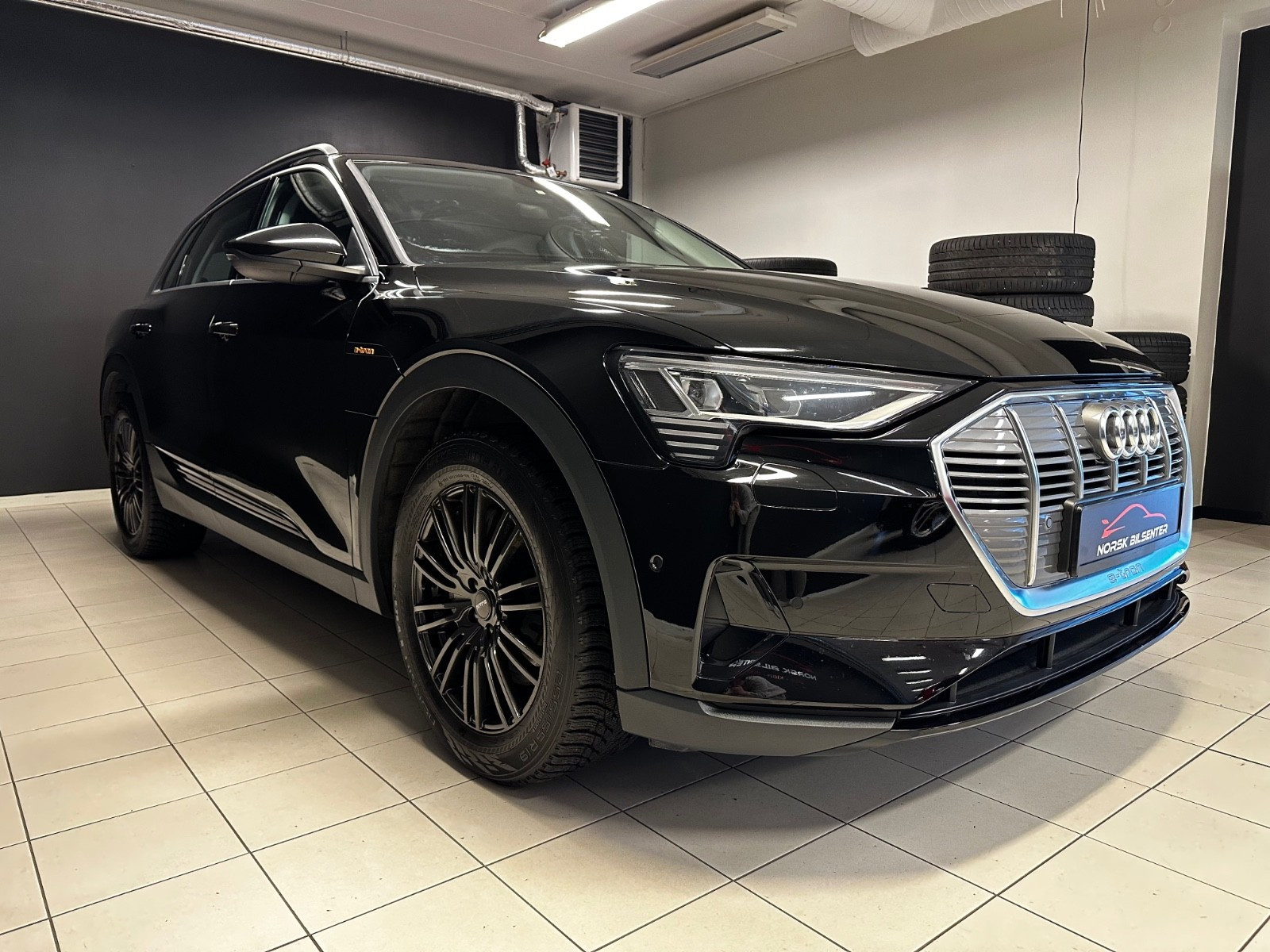 Audi e-tron