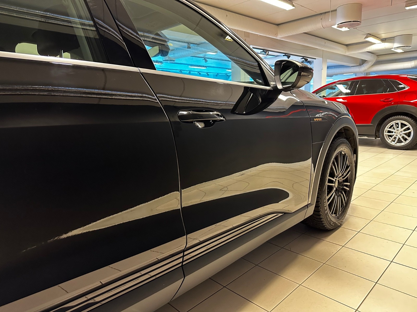 Audi e-tron
