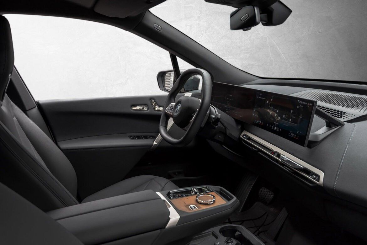 BMW iX xDrive 50