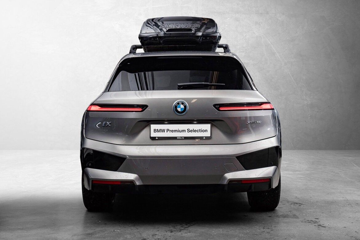 BMW iX xDrive 50