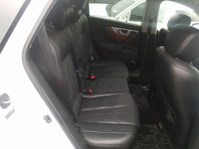 Infiniti QX70 2015