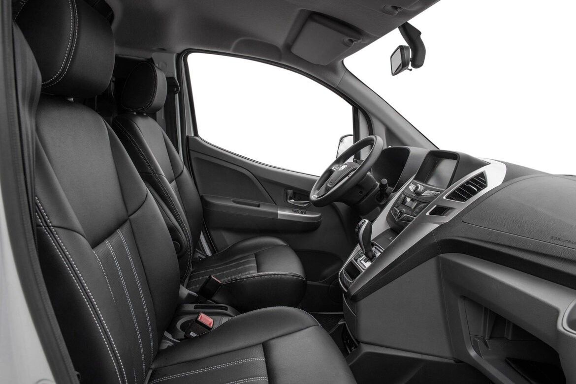 BYD T3