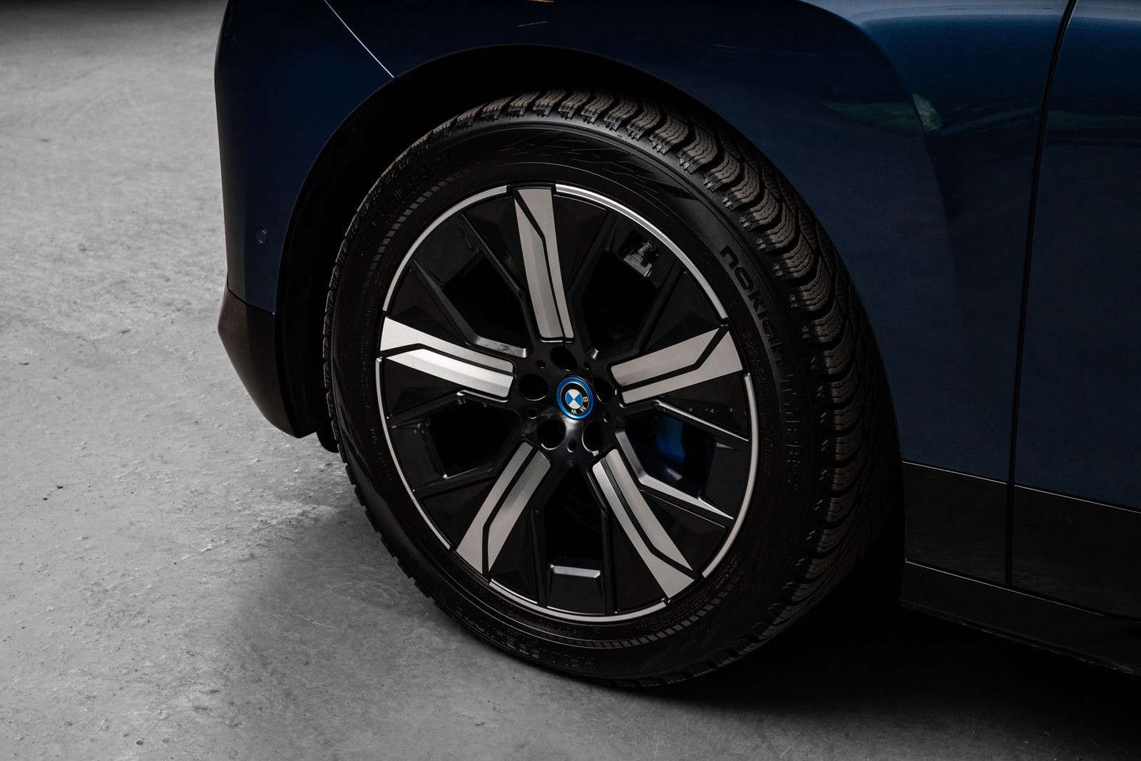 BMW iX xDrive 50