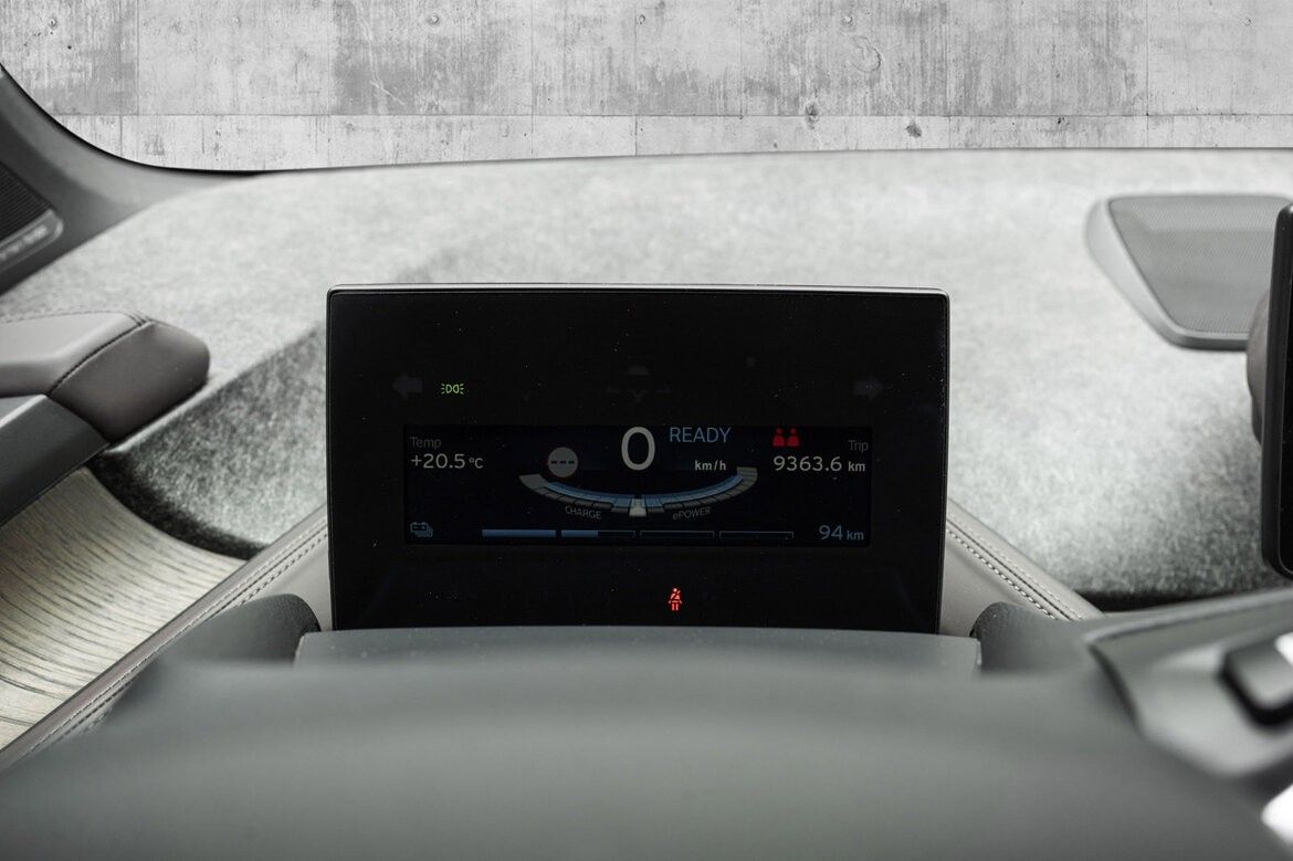 BMW i3