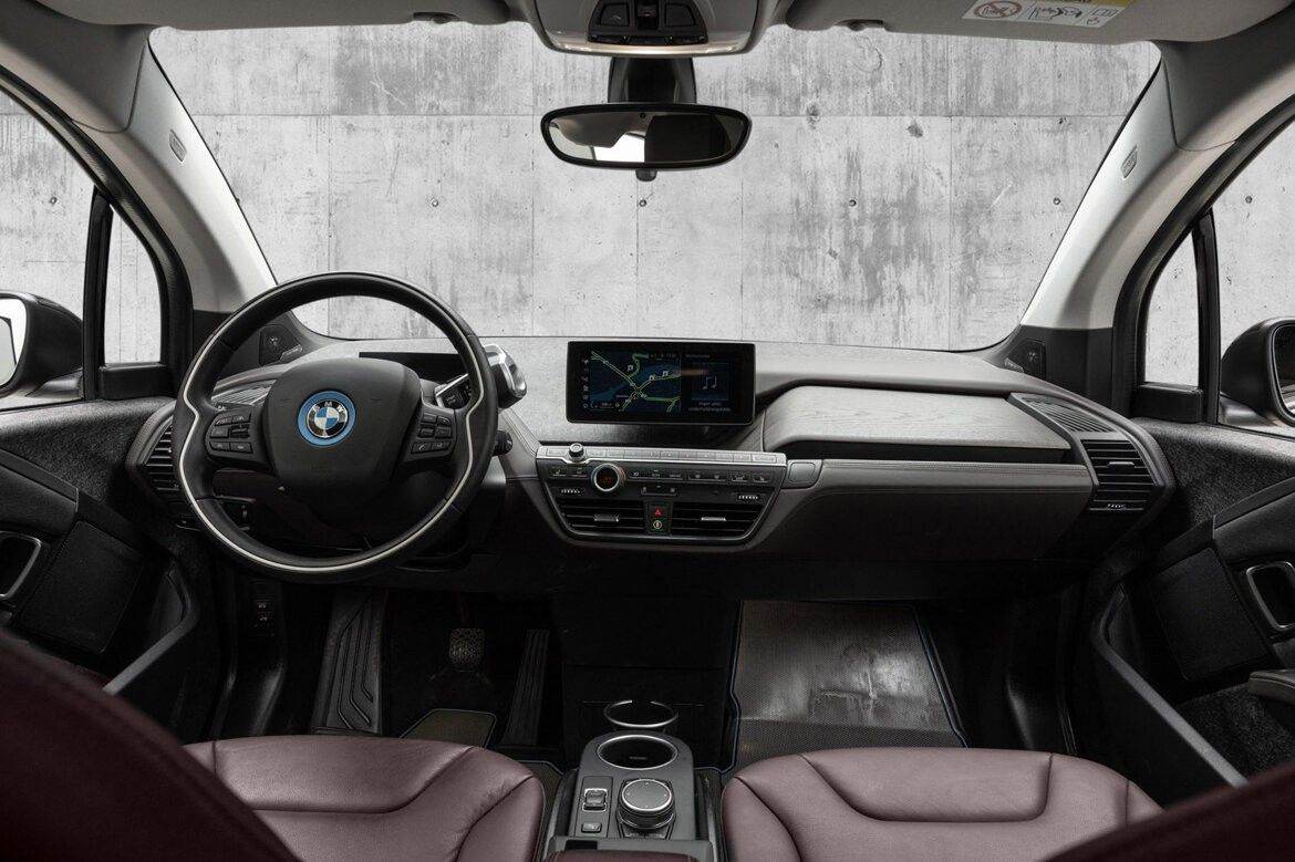 BMW i3