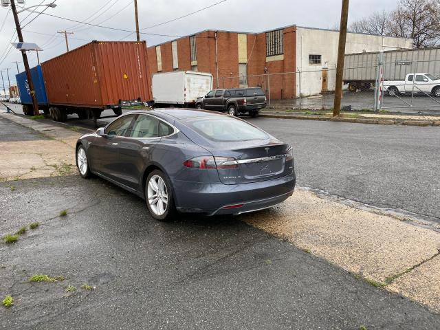 Tesla Model S 85 2015
