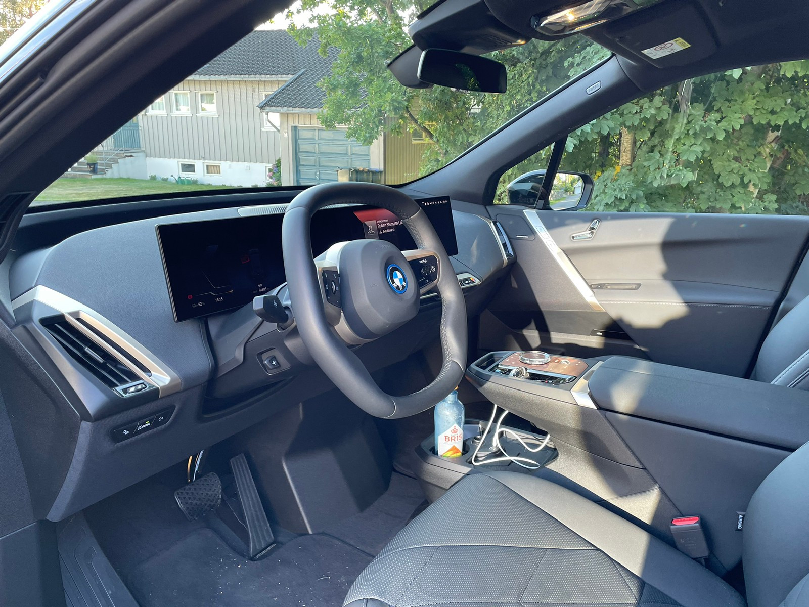 BMW iX xDrive 40