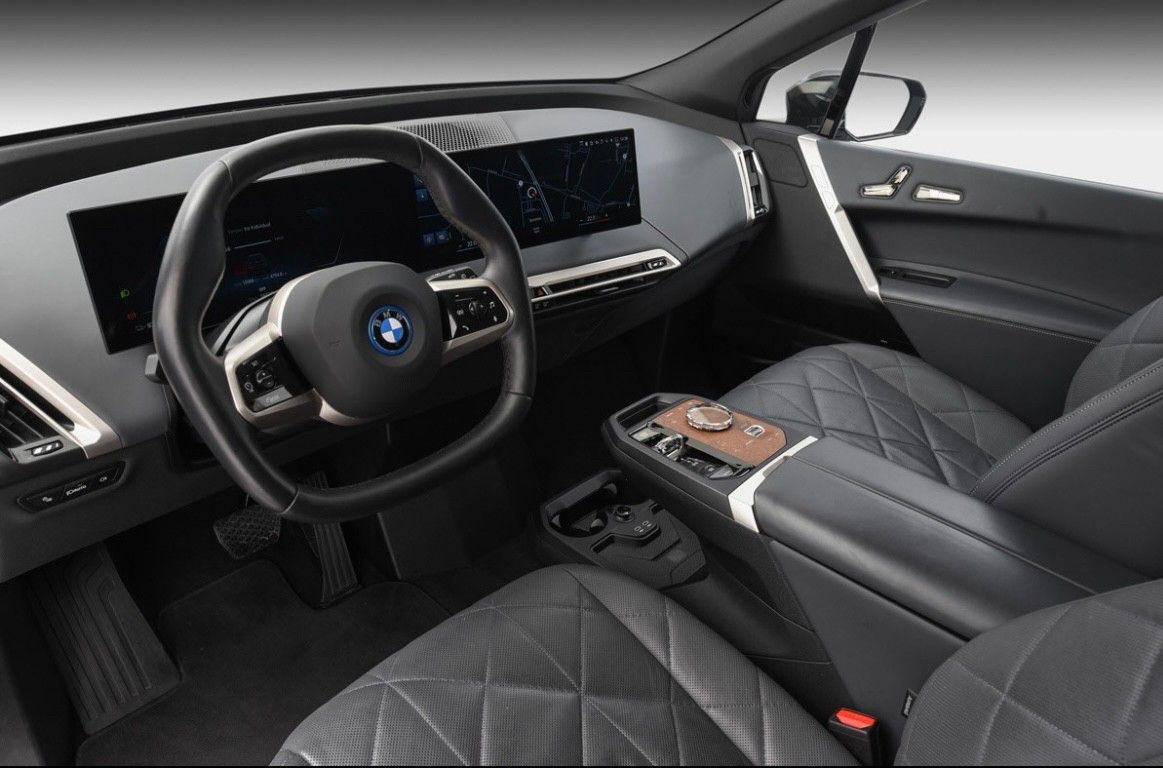 BMW iX xDrive 50
