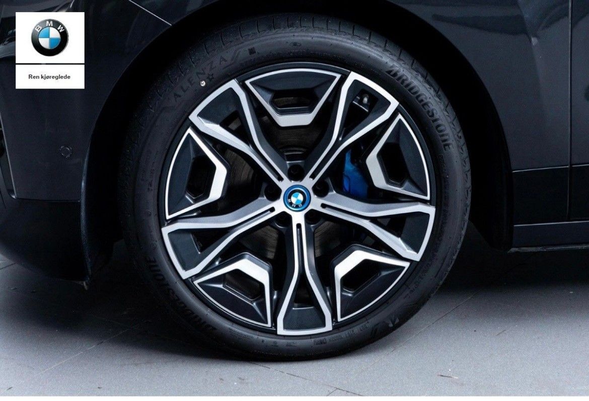 BMW iX xDrive 50
