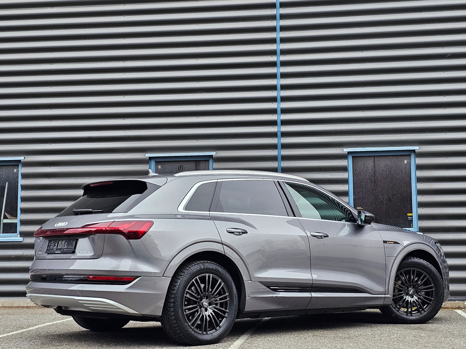 Audi e-tron
