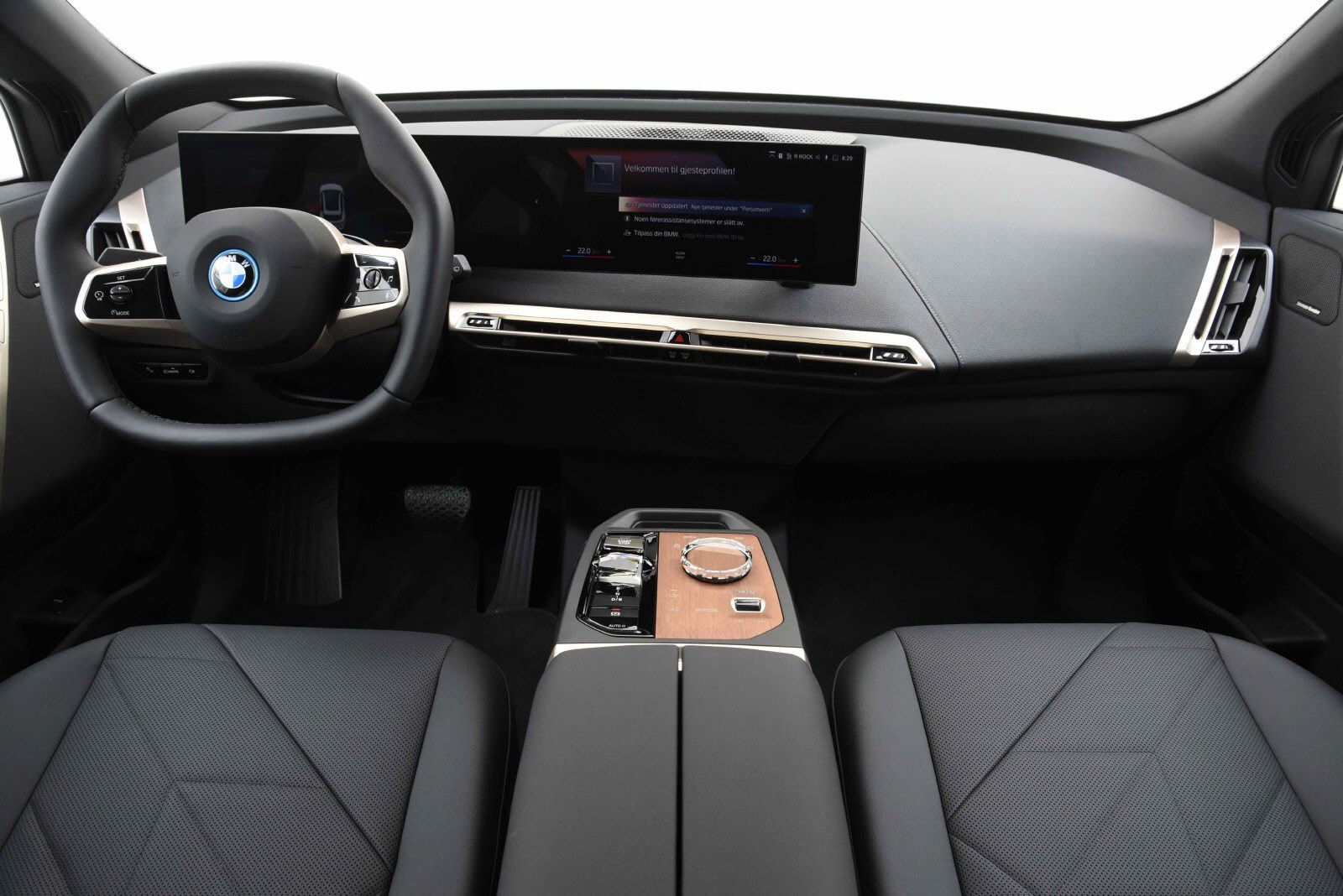 BMW iX xDrive 40