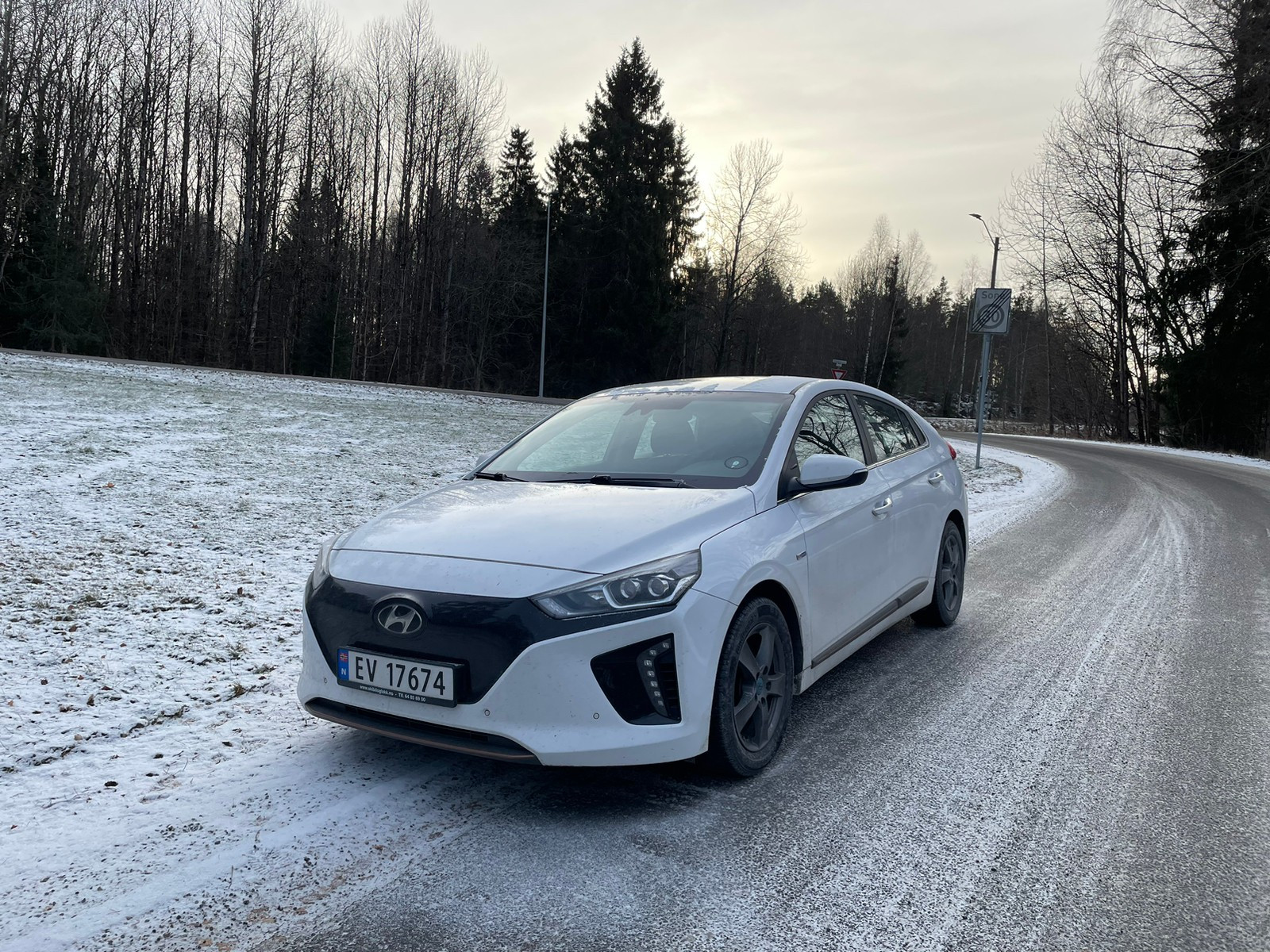 Hyundai IONIQ