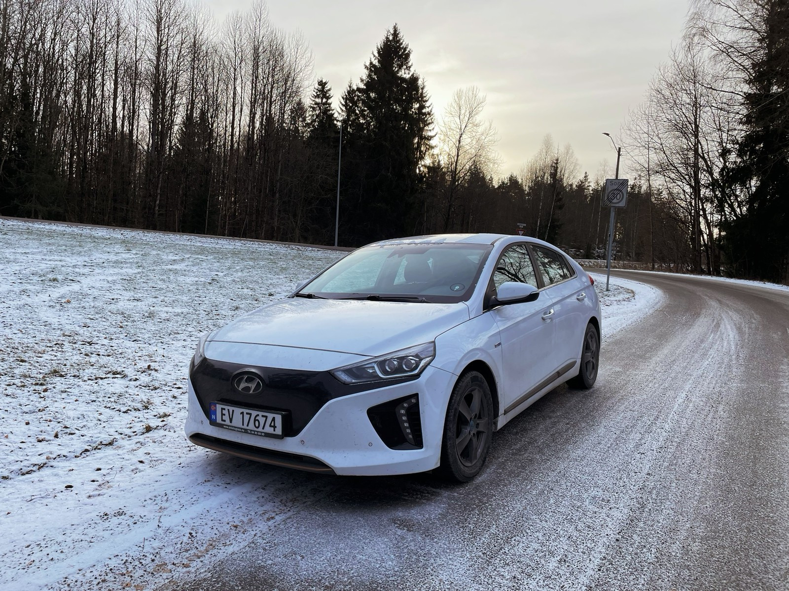 Hyundai IONIQ