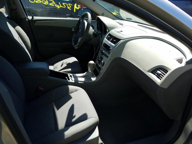 Chevrolet Malibu LS 2012
