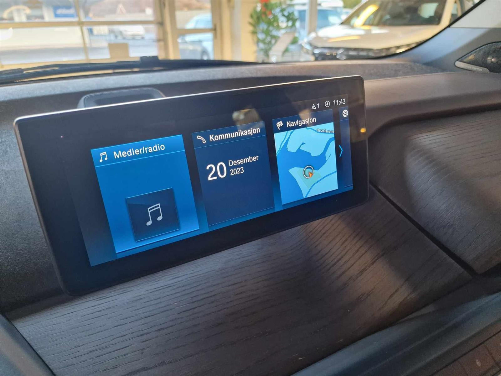 BMW i3