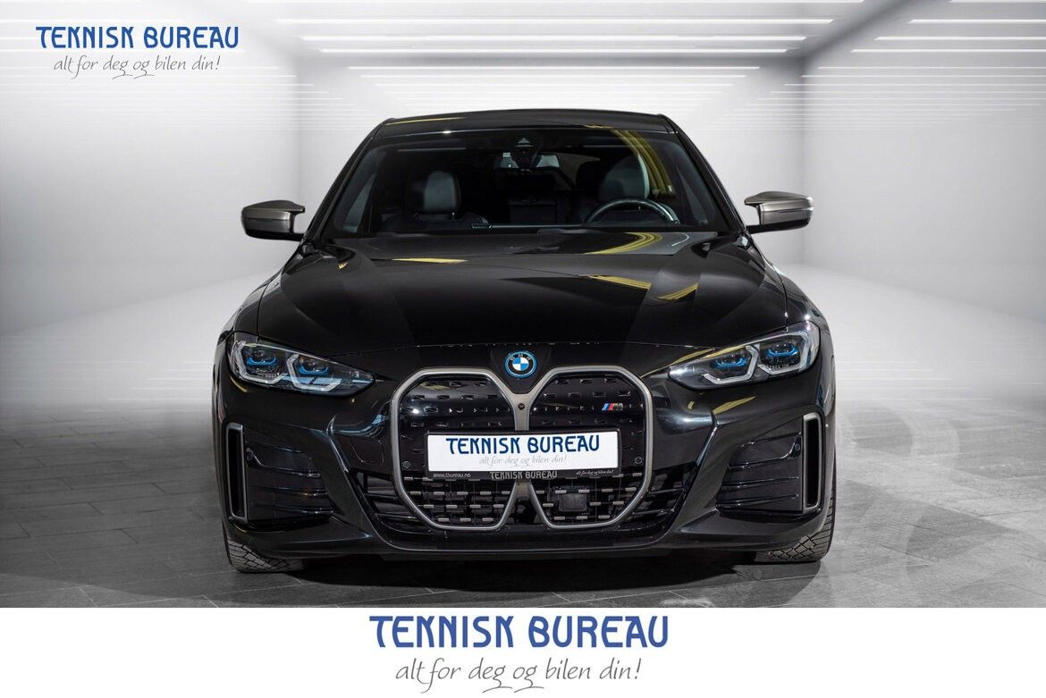 BMW i4 M50