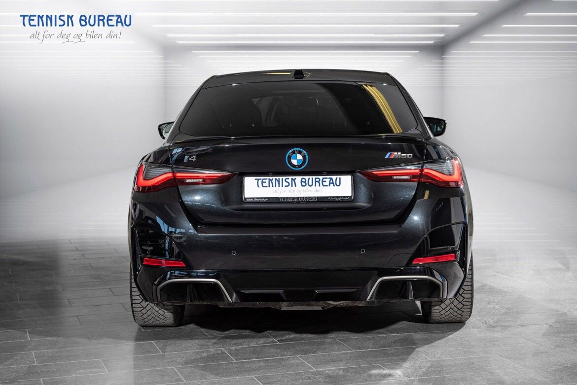 BMW i4 M50