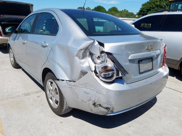 Chevrolet Sonic LS 2016