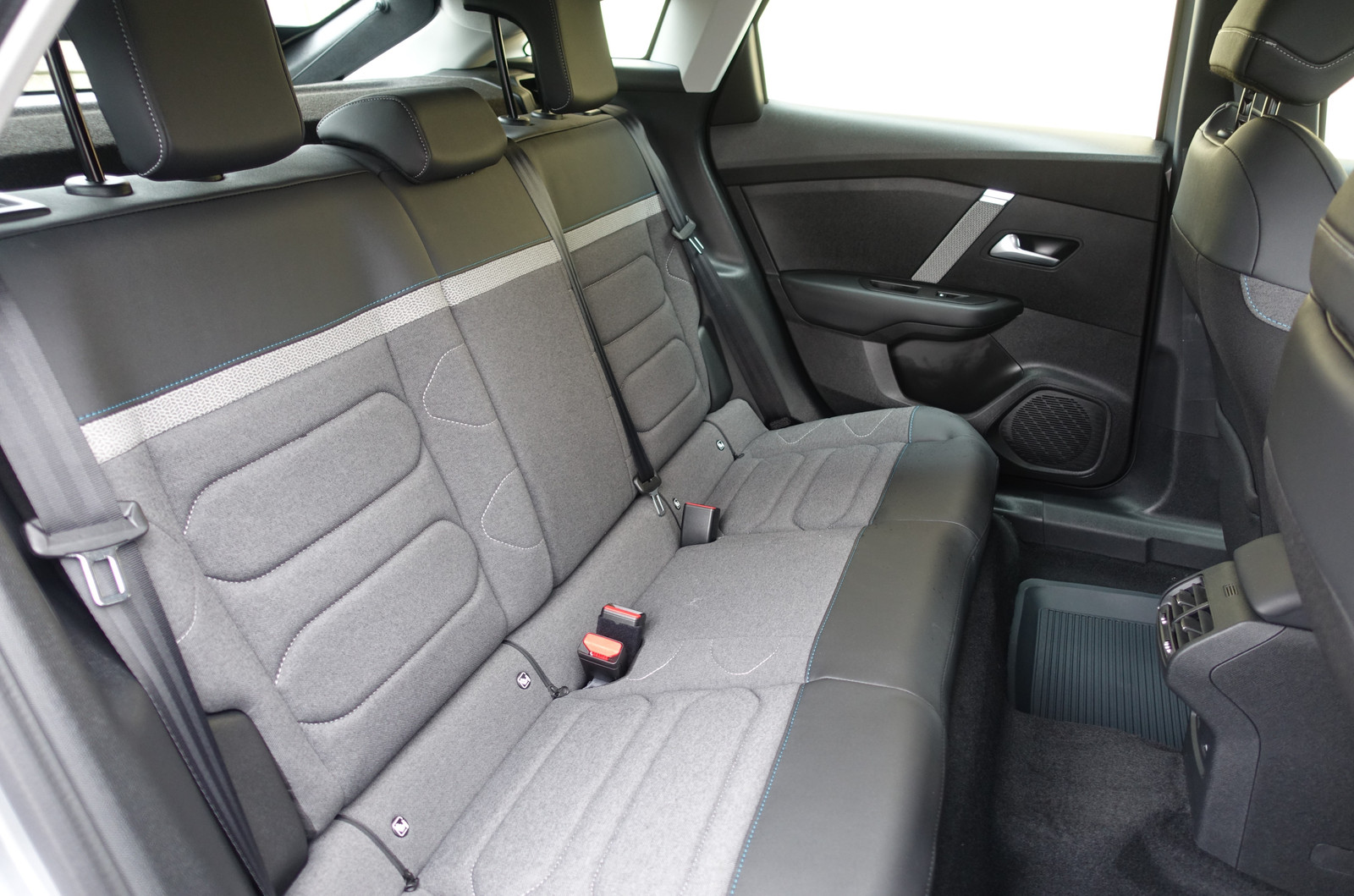 Citroen E-C4