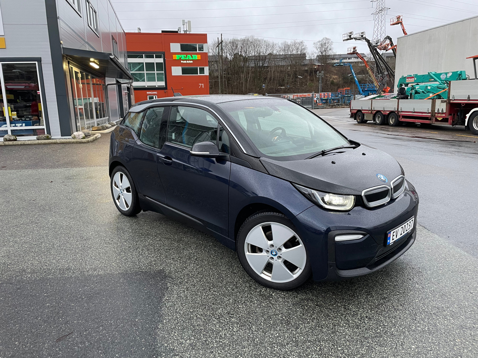 BMW i3