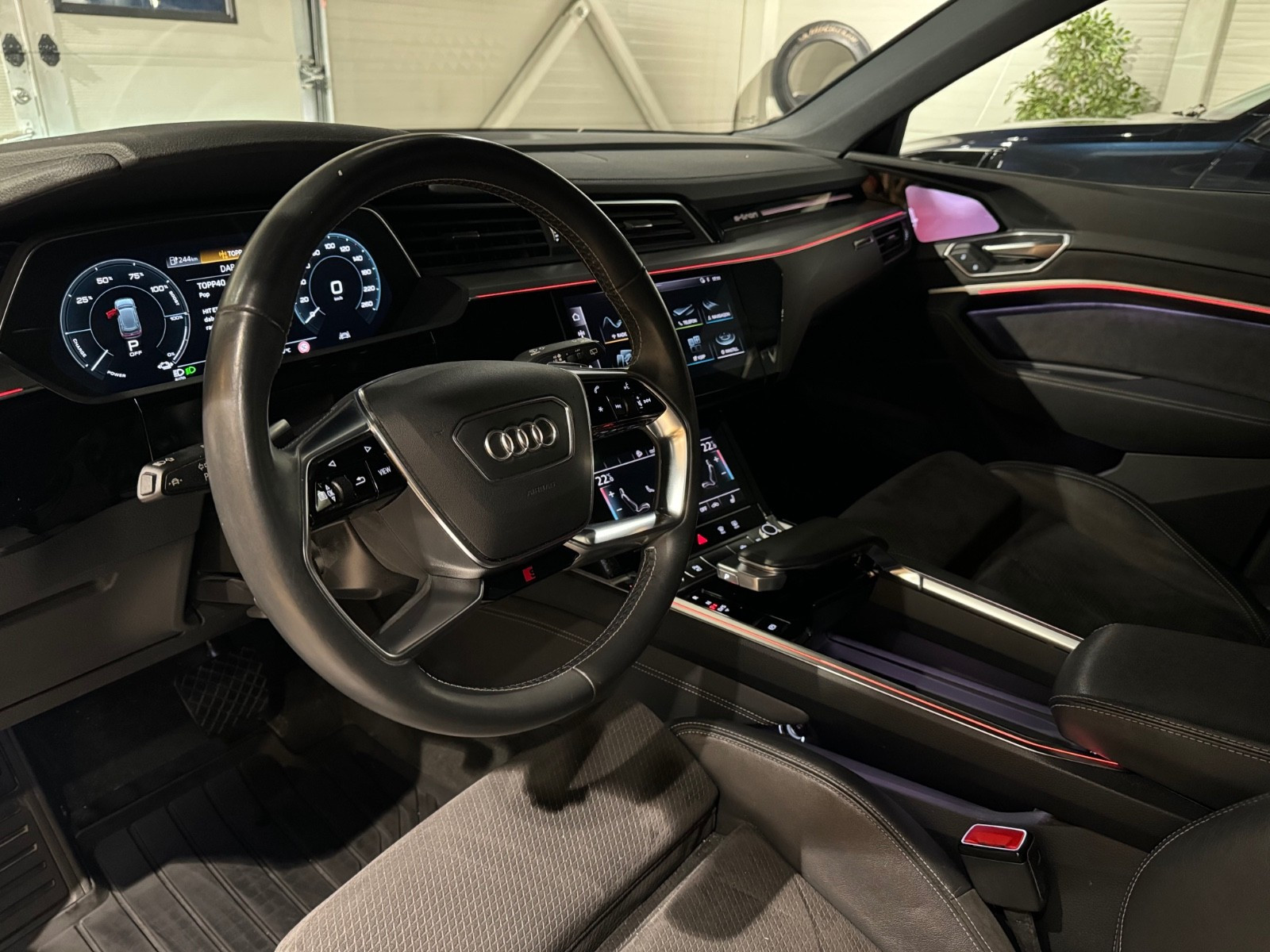 Audi e-tron