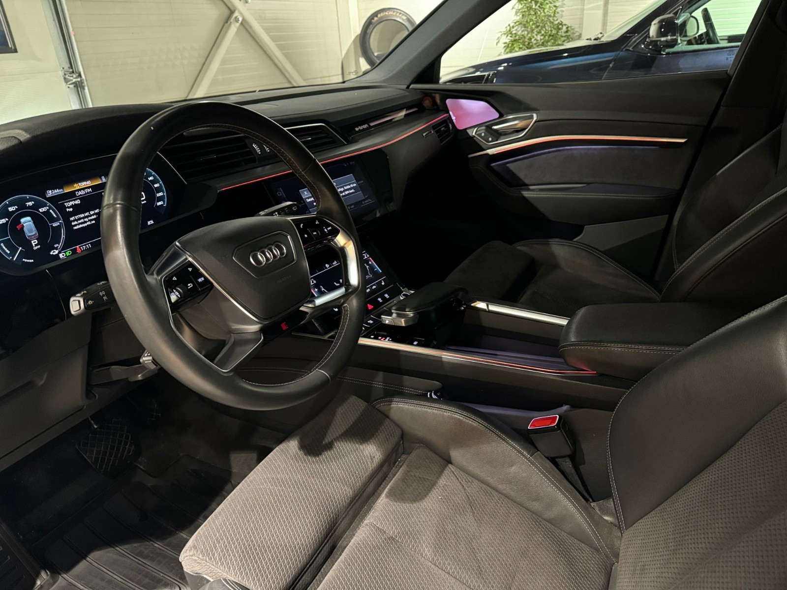 Audi e-tron