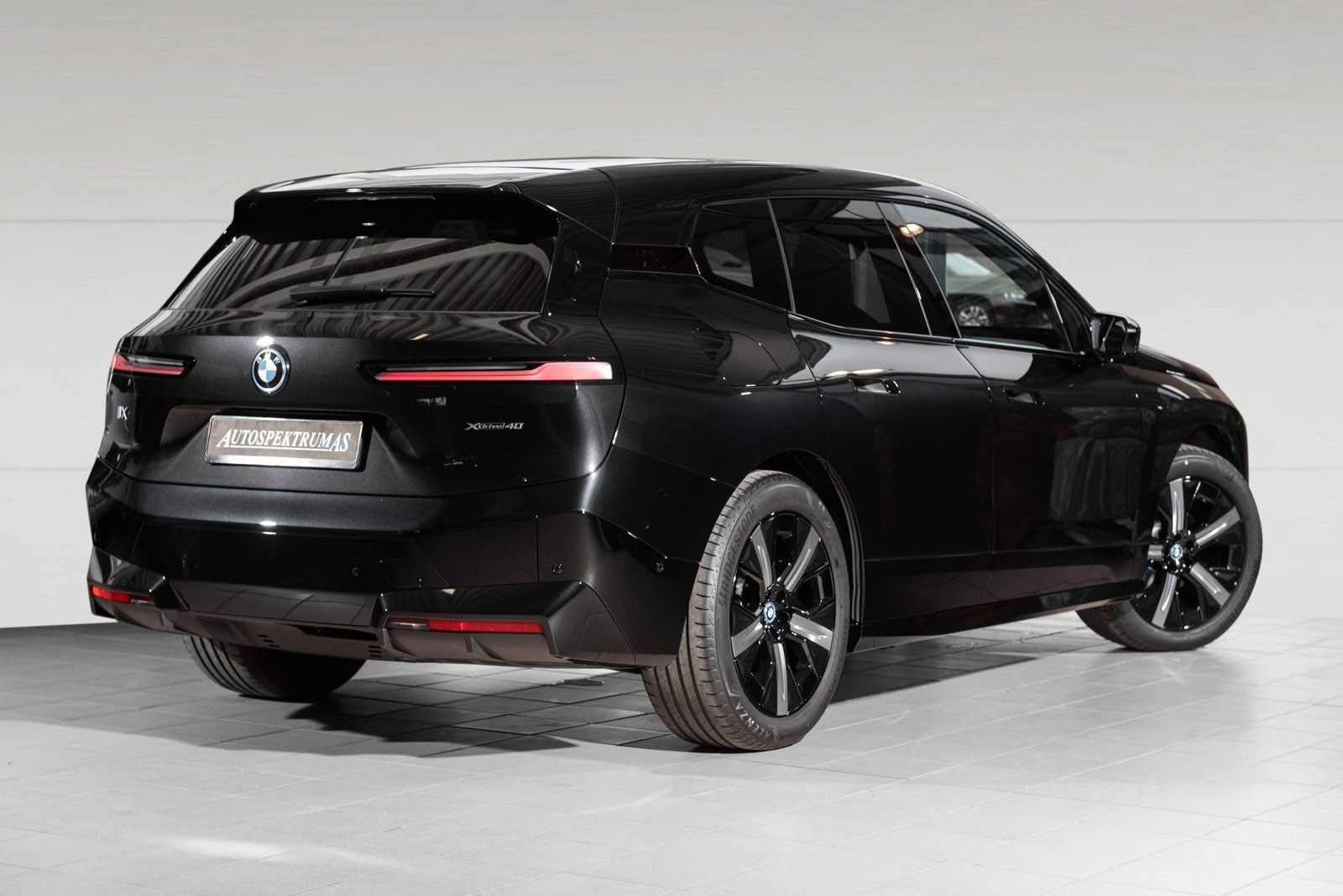 BMW iX xDrive 40
