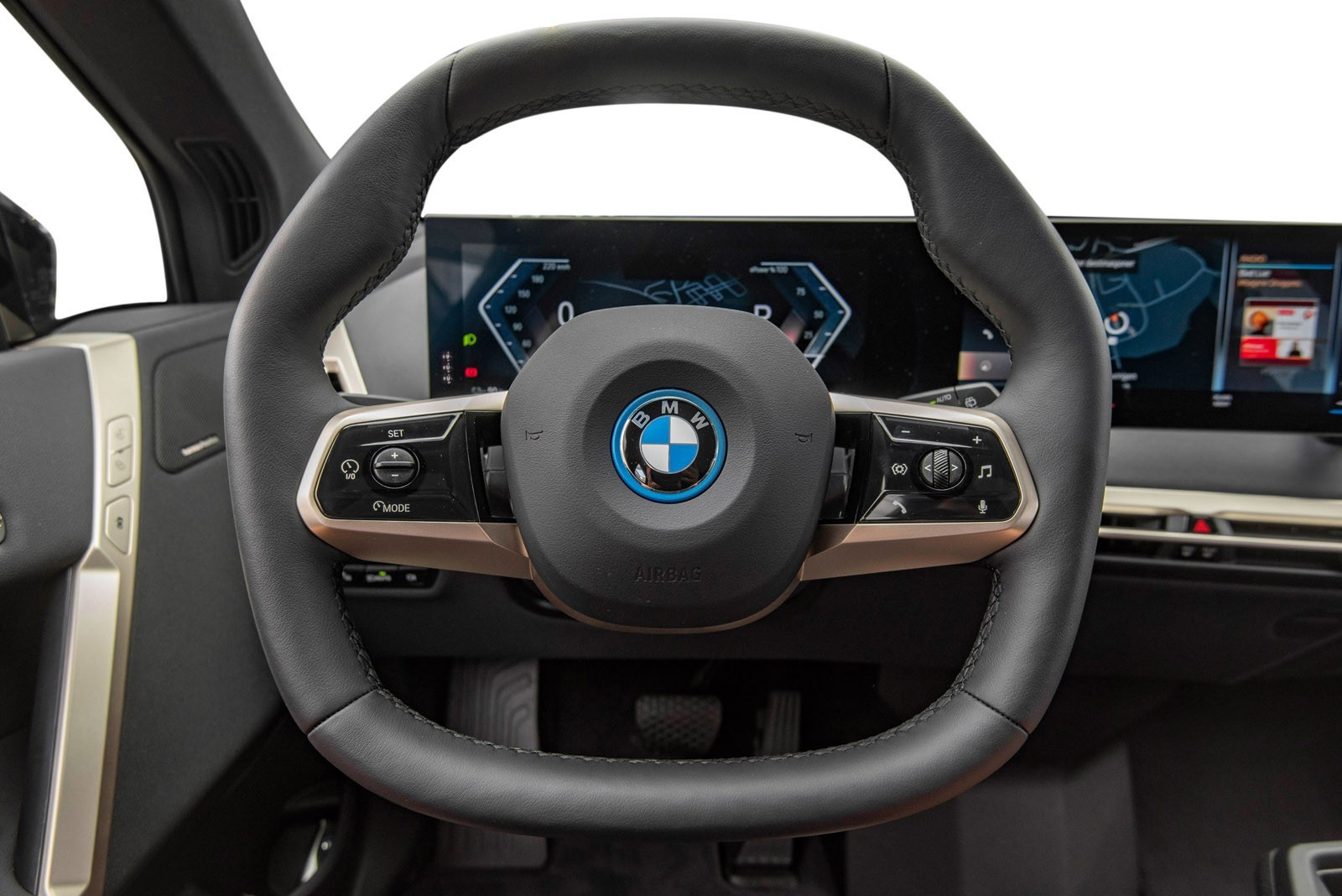BMW iX xDrive 40
