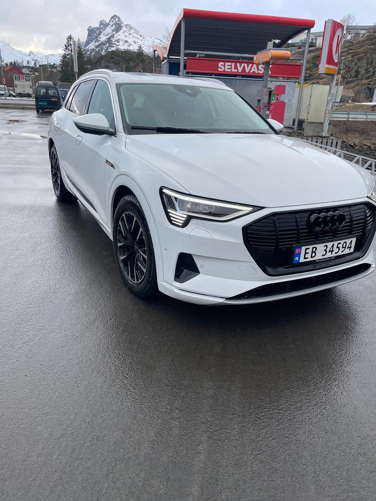 Audi e-tron