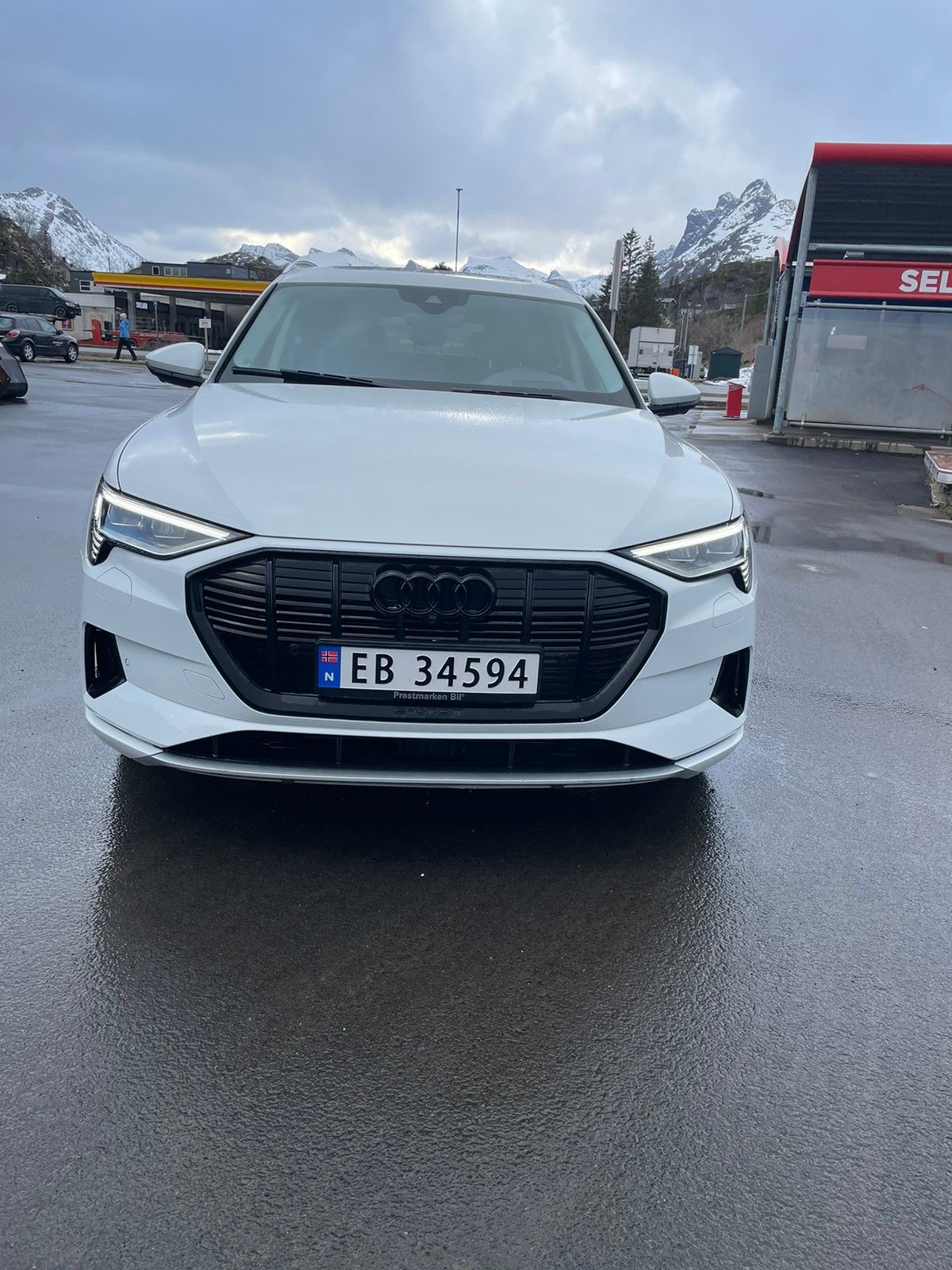 Audi e-tron