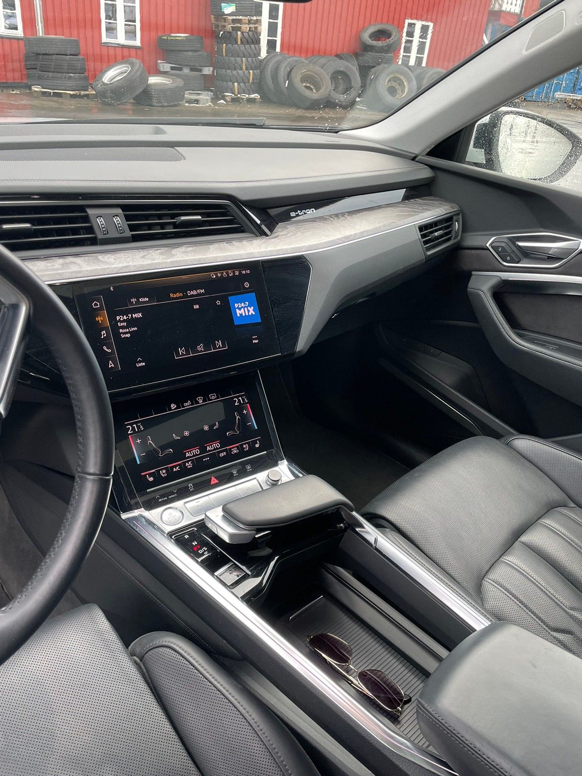 Audi e-tron