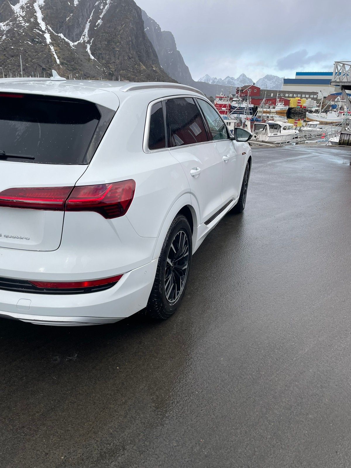 Audi e-tron