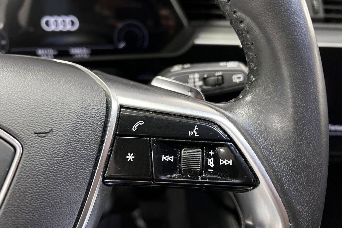 Audi e-tron