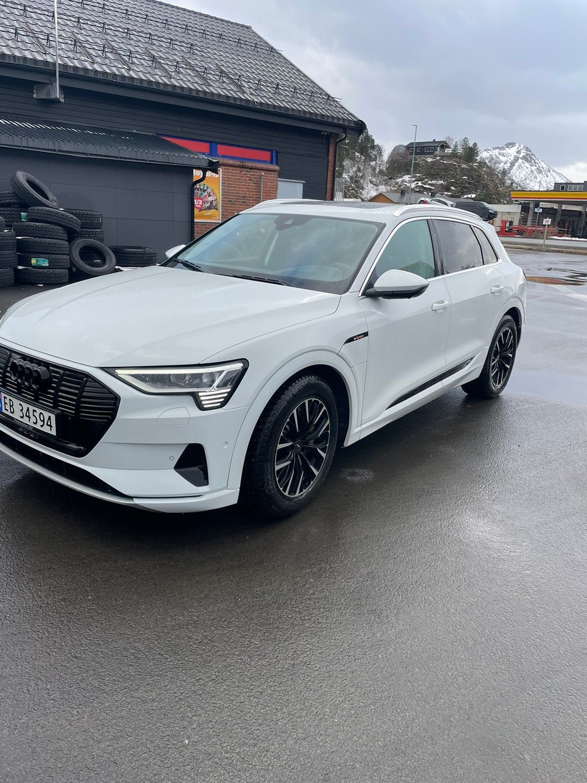 Audi e-tron