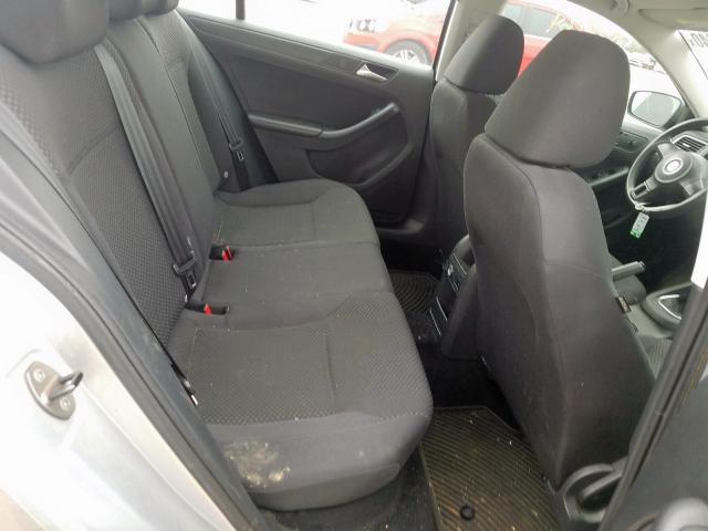Volkswagen Jetta Base 2014