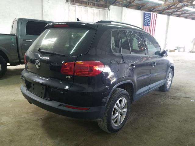 Volkswagen Tiguan S 2017