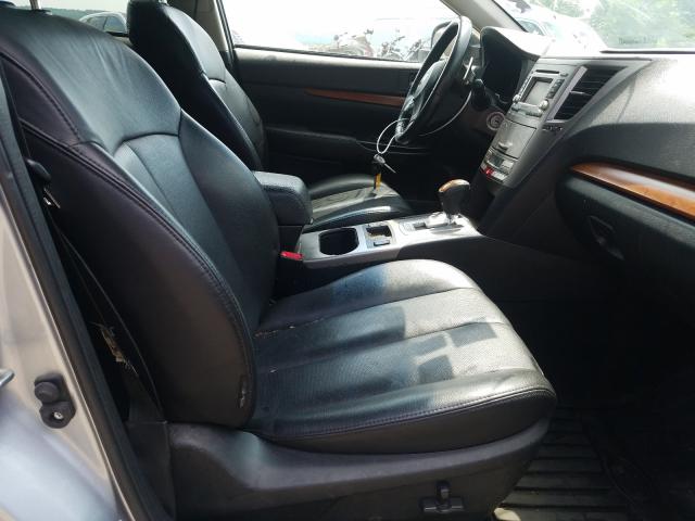 Subaru Outback 2 2013