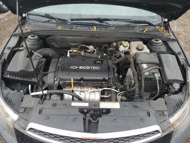 Chevrolet Cruze LS 2012