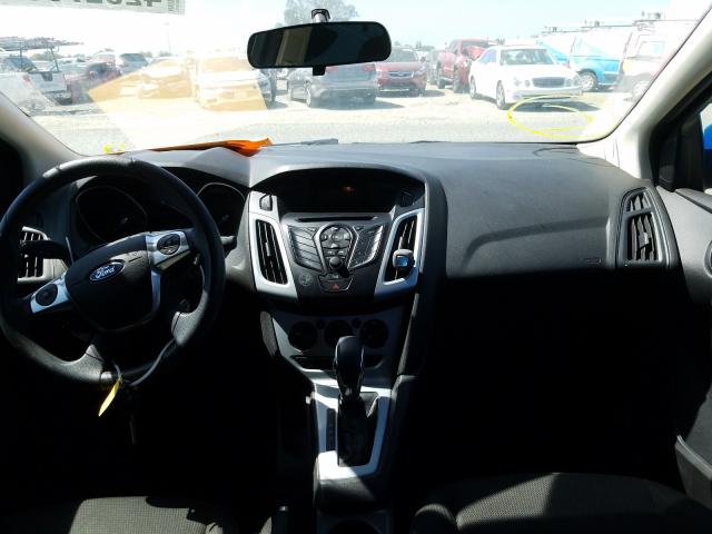 Ford Focus SE 2012