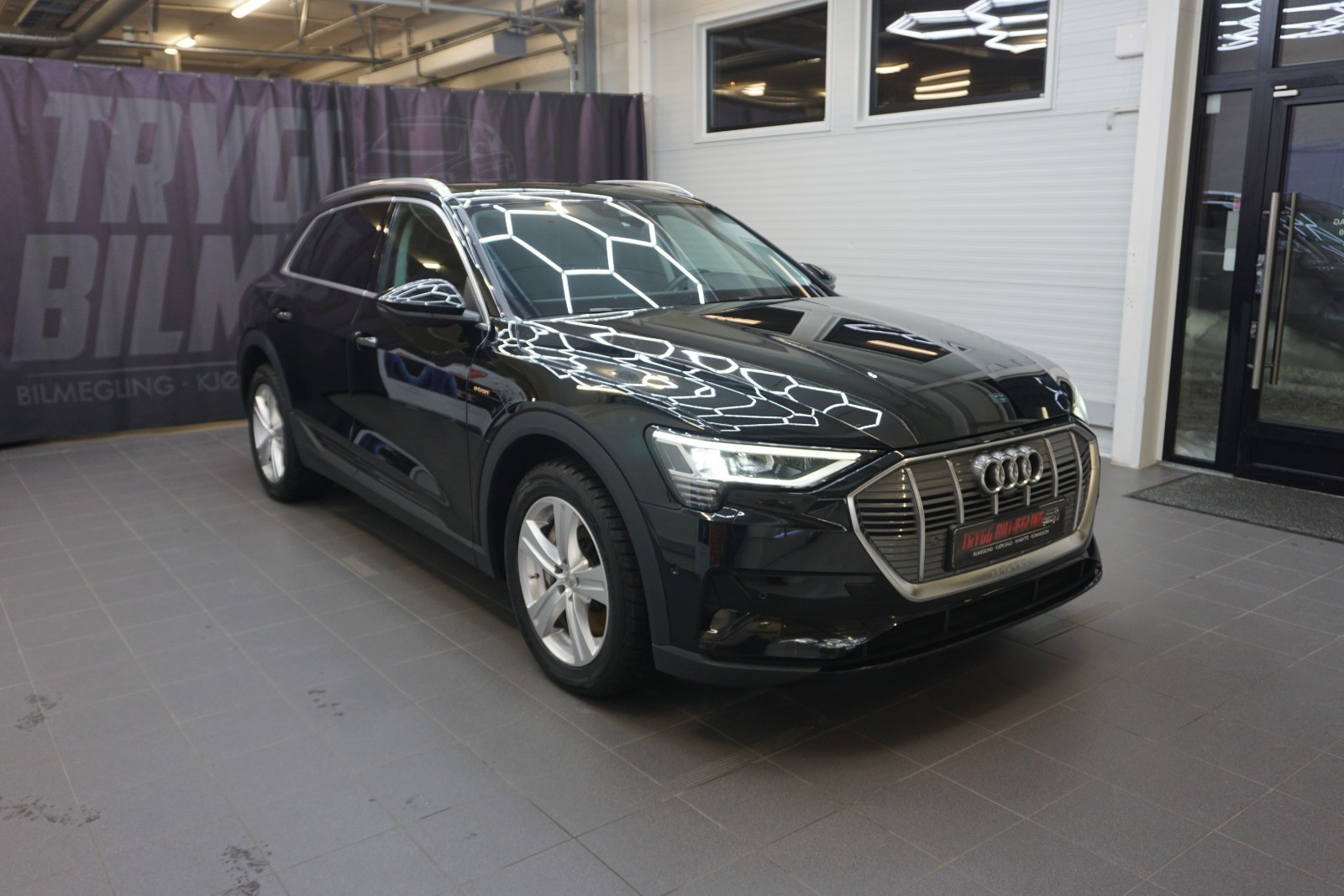 Audi e-tron