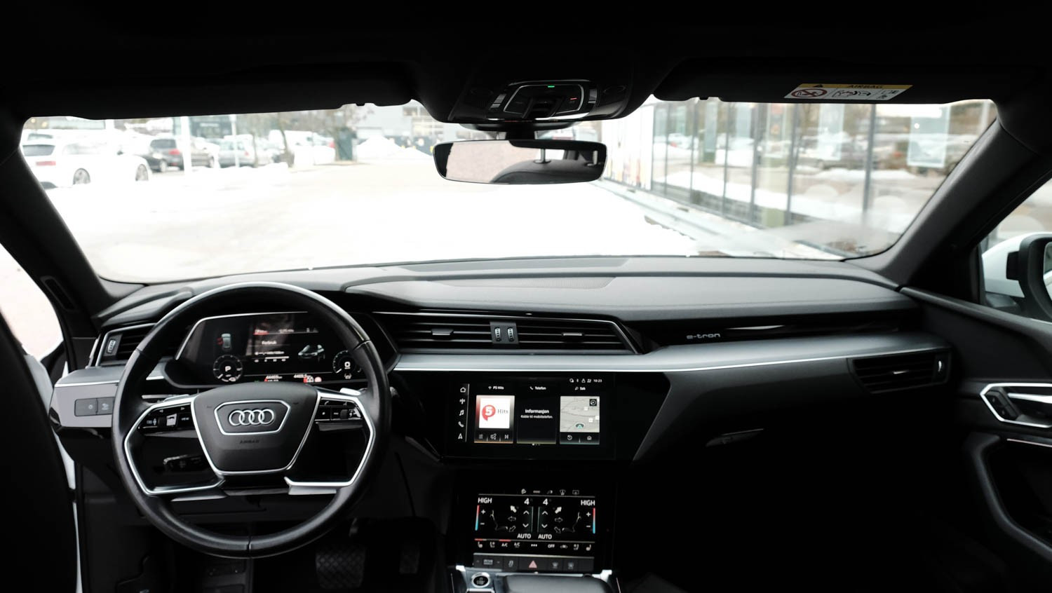 Audi e-tron