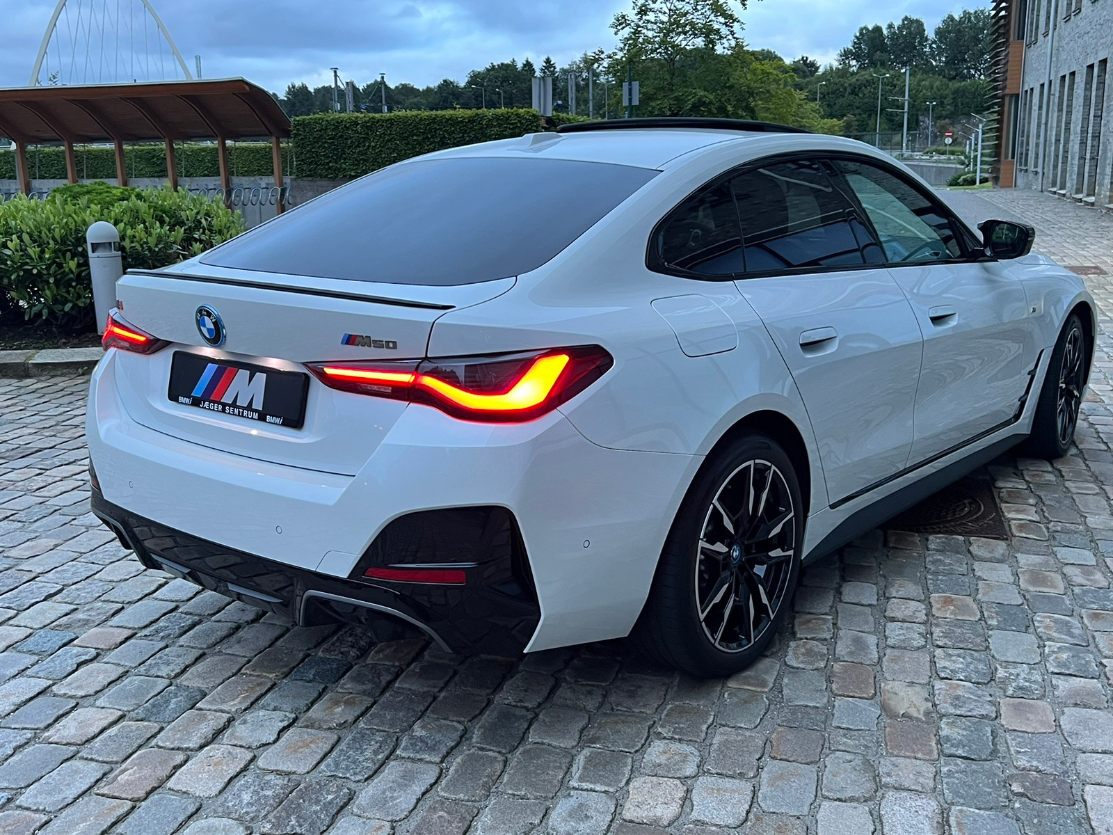 BMW i4 M50